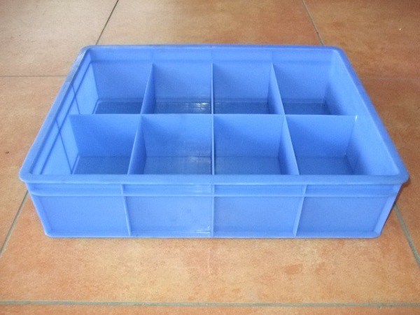 WAREHOUSE STORAGE BOXES