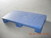 Nine legged support Closed Deck Plastic Pallets