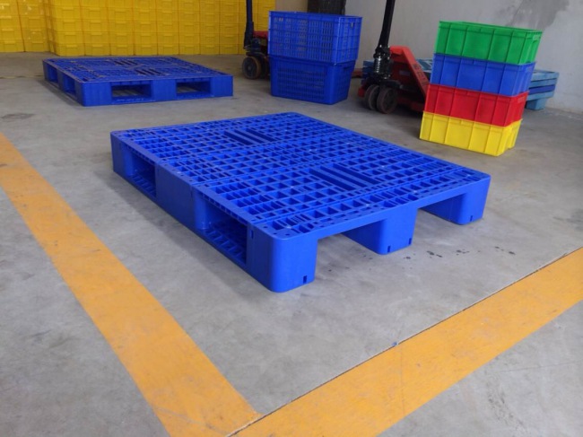 Reusable Ventilated Plastic Pallets