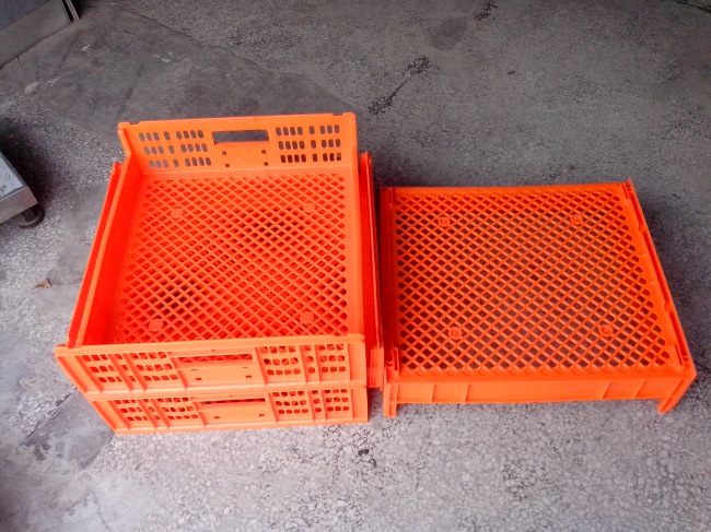 FOOD PROCESSING PLASTIC BASKETS