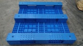 Plastic Pallets in Industrial Size