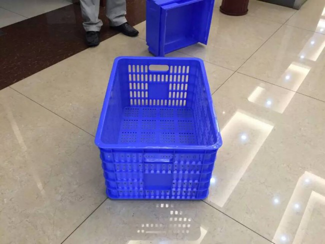 Square Plastic Baskets