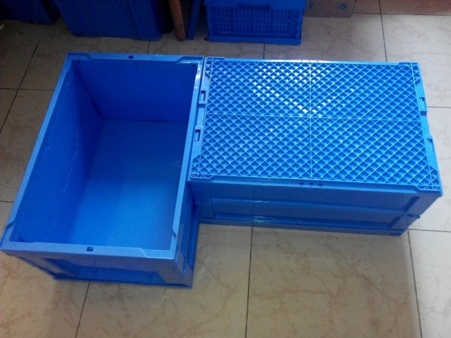 Collapsible Plastic Containers 