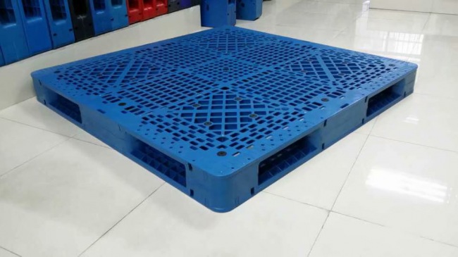 Ventilated Stackable Steel Plastic Pallets